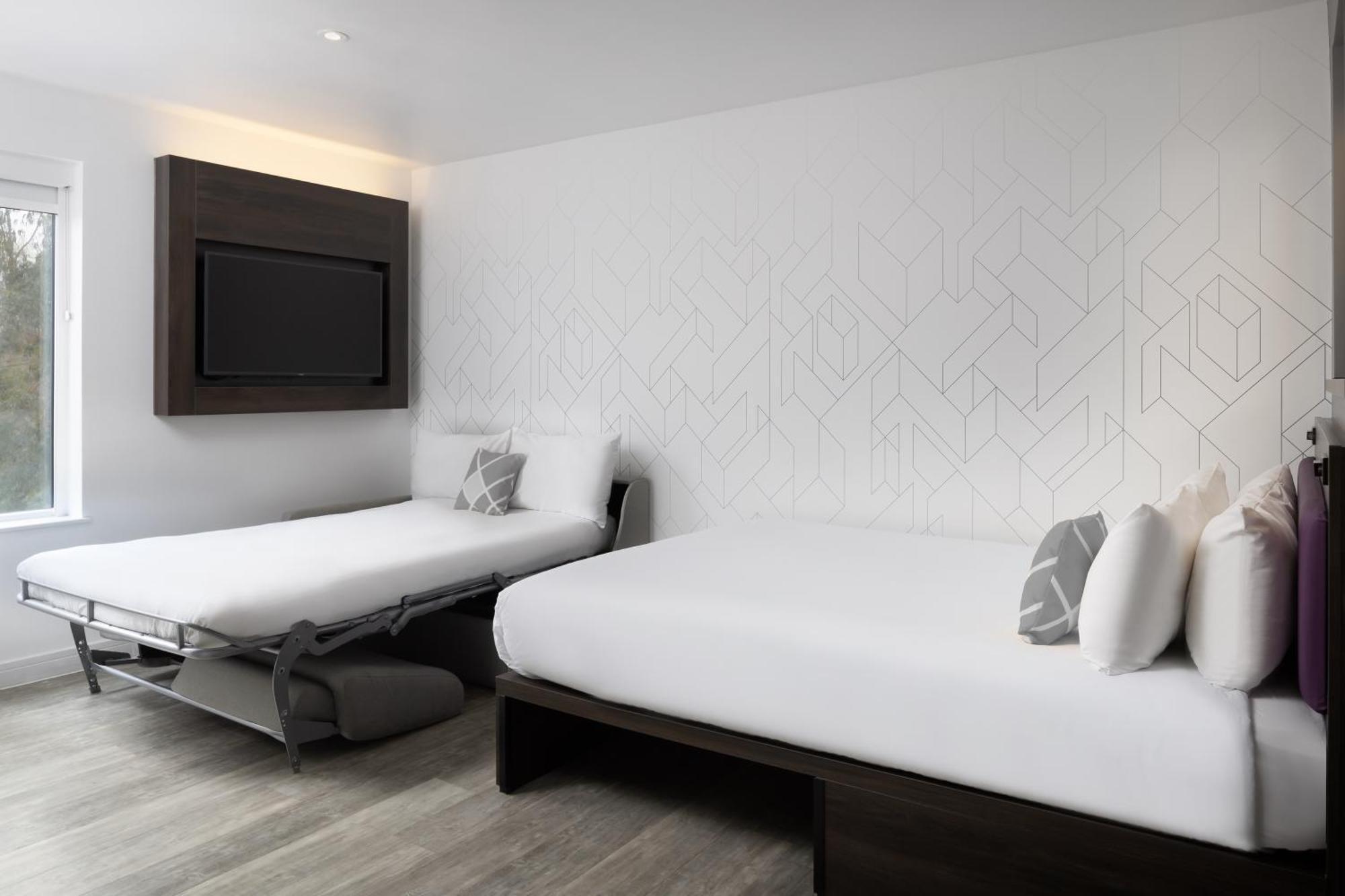 Отель Four Points Flex By Sheraton Shoreditch East 3*